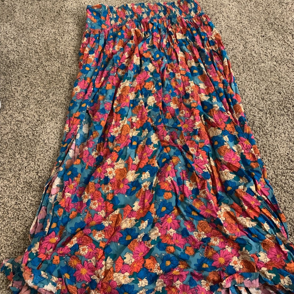 Natural life skirt